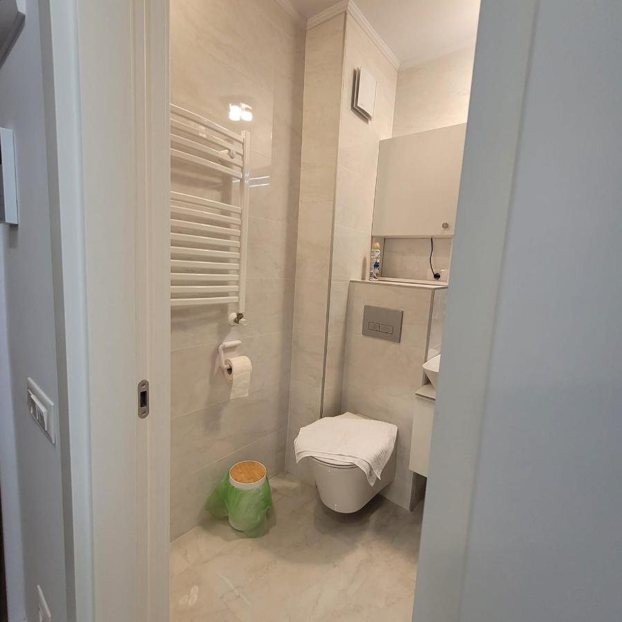 Studio 10 - Catedral Residence Bucharest - Free Parking Bucareste Exterior foto